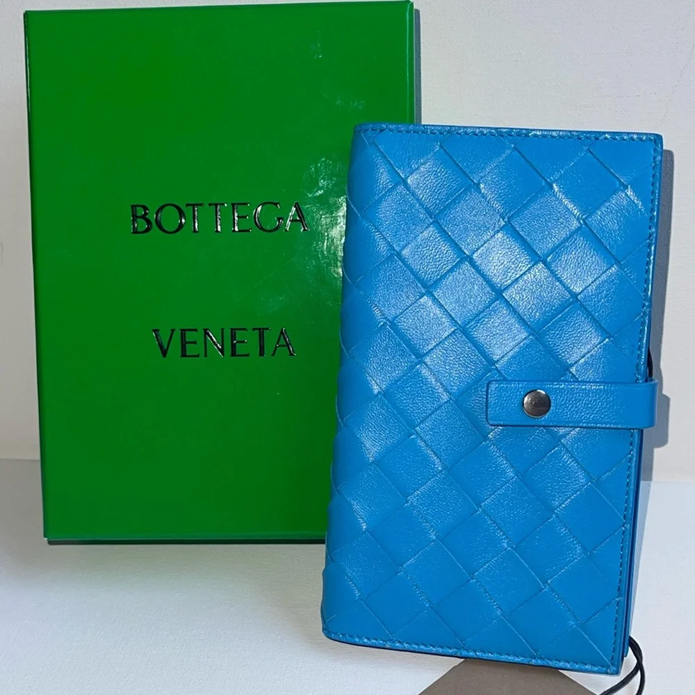 NWT BOTTEGA VENETA WOVEN LEATHER BLUE iPHONE 11 CASE WALLET WITH BOX AND BAG - Picture 3 of 16